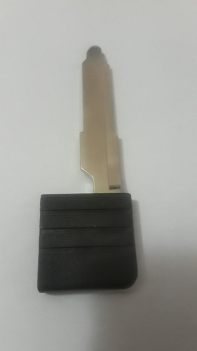 Llave Inserto Tarjeta Control Mazda 6 Con Chip Incluido