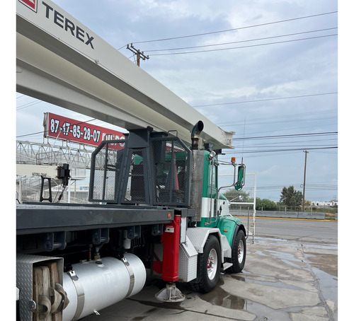 Titan Peterbilt Grua Terex 35 Toneladas 2008