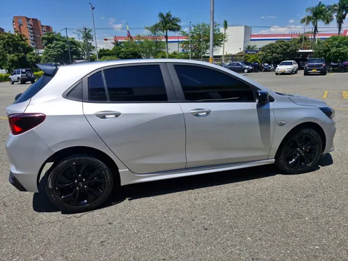 Chevrolet Onix Rs Mt 1000cc 5p T 6ab Abs