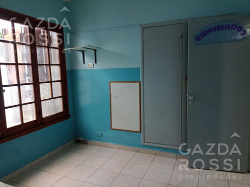 Casa En Venta En Adrogue