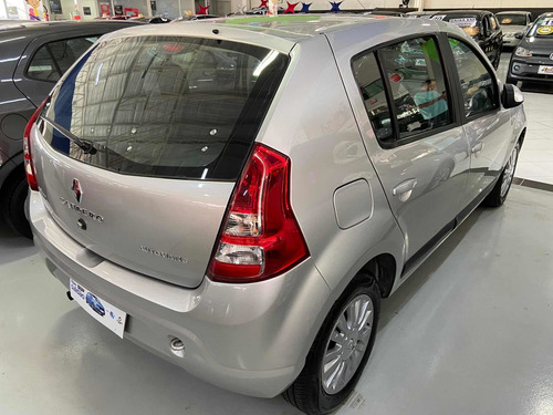 Imagem 8 de 9 de Renault Sandero 2013 1.6 16v Privilège Hi-flex Aut. 5p