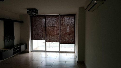 Imagen 3 de 14 de Venta De Apartamento En Kings Park, Condado Del Rey 20-12084