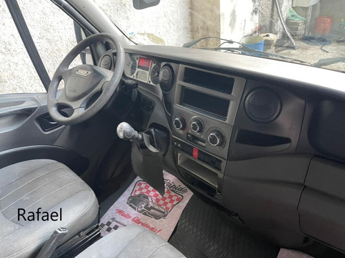 Imagem 5 de 8 de Iveco Daily 2018 Refrigerada