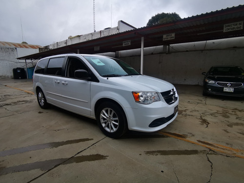 Imagen 3 de 11 de Dodge Grand Caravan Sxt Ta 2017