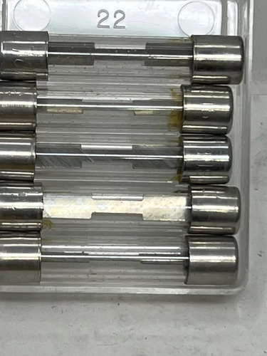 Fusibles Vidrio Tipo Agc 25a 30mm X 6,3mm Max 32vdc Pack-05