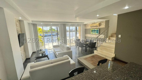 Venta Elegante Y Lujosa Villa En Puerto Encantado Higuerote Ijp