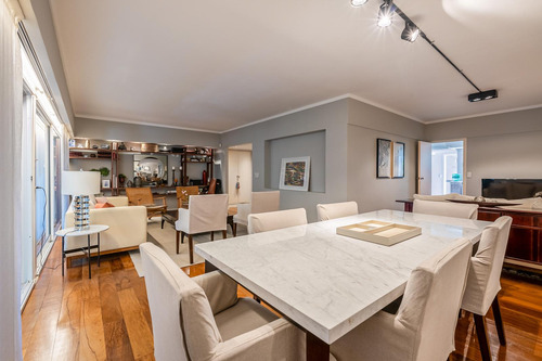 Excelente Piso - Venta - 5 Amb - Suite - 2 Patios - Balcon - 2 Cocheras - Belgrano