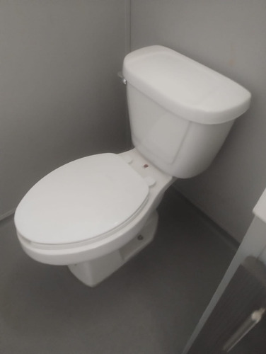 Caseta Camper Traila Oficina Dormitorio Casa Con Wc Regadera