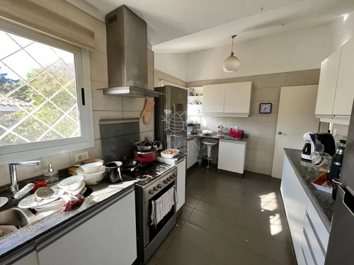 Espectacular Casa En Optimas Condiciones Para Vivir Todo El Año