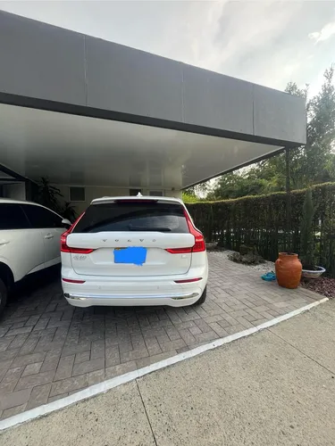 Volvo XC60 2.0 T8 Plus