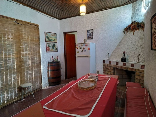 Imagen 13 de 17 de Se Vende Casa En Las Tostas Con Barbacoa