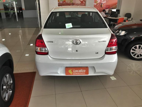 Toyota Etios 1.5 X Plus Sedan 16v Flex 4p Automático
