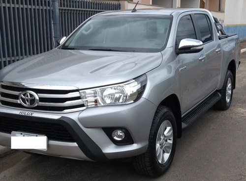 Toyota Hilux Srv 2.8 4x4