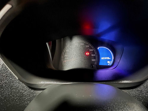 Imagem 8 de 9 de Renault Kwid 2018 1.0 12v Zen Sce 5p