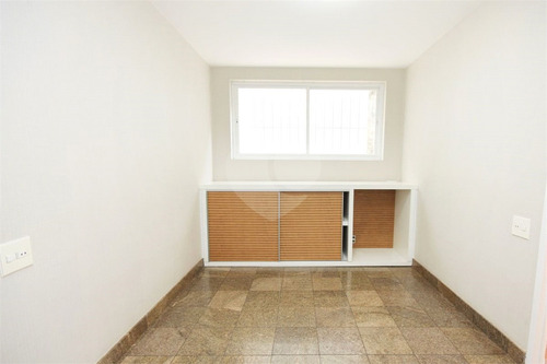 Imagem 19 de 30 de Casa- Venda - 4 Dormitorios - Jardim Cordeiro - Reo366463