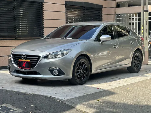 Mazda 3 2.0 Touring At