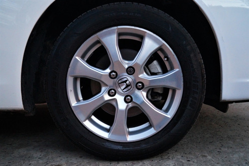 Imagen 13 de 14 de Honda Civic Exs