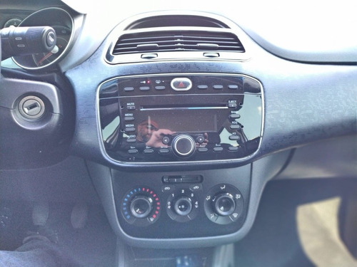 Imagem 9 de 10 de Fiat Punto 2013 1.4 Attractive Flex 5p
