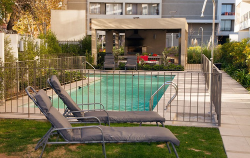 ¡vive En Santiago! Dpto. 50m², Cerca Metro Ñuble