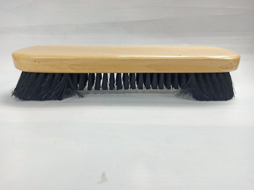 Imagen 4 de 5 de Cepillo Para Limpiar Mesa De Pool.