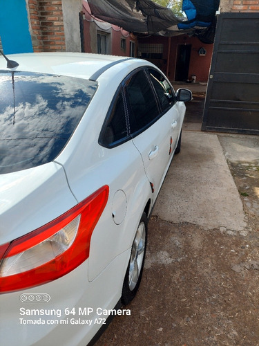 Imagen 2 de 9 de Ford Focus Se Plus