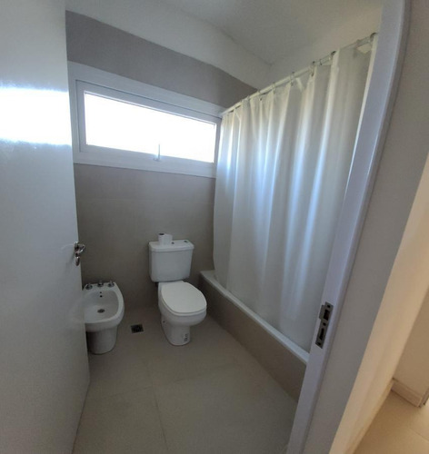Imagen 27 de 29 de Casa En Venta 4 Ambientes - El Canton Norte