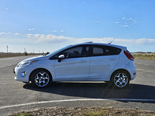 Ford Fiesta Kinetic 1.6 Design 120cv Titanium