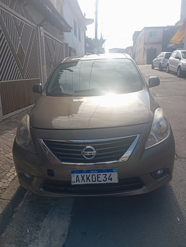 Nissan Versa 1.6 16v Sl Flex 4p