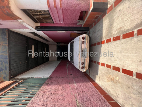 Increible Edificio En La Urbina Yb 25-18583
