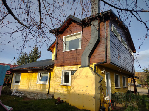 Venta Establecimiento Productivo De Bodega De Vino Artesanal + Vivienda, En Ph. Maquinarias Incluidas. A 15 Km De San Carlos De Bariloche