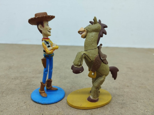 2 Figuras De Toy Story Woody Y Tiro Al Blanco Bull's Eye (Usado)