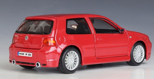D Maisto Volkswagen Golf R32 Vermelho 1/24 Modelo Fundido So