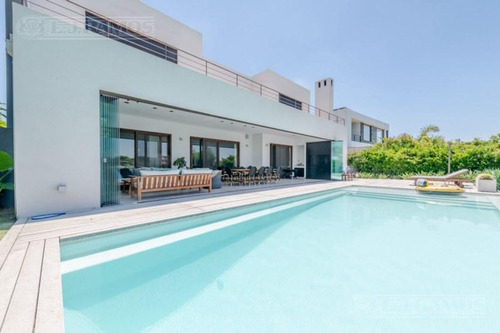 Imagen 8 de 30 de Casa En Venta En Lagos Del Golf