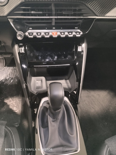 Peugeot 2008 1.0T Allure