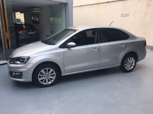 Volkswagen Polo Confortline 1.6ml/16 Tiptronic-2017 Expoeste