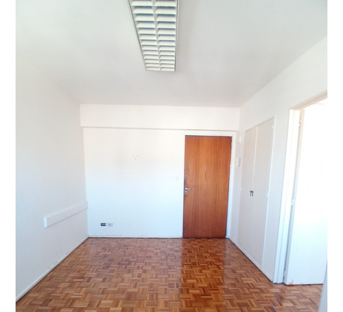 Lindo Departamento De 2 Ambientes En La Calle Esmeralda Al 800, Retiro