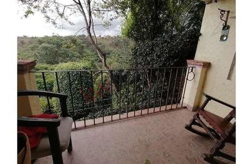 Imagen 5 de 16 de Casa En Venta Cuernavaca, Morelos, Vista Panorámica, Desnivel, Estilo Moderno. Seguridad 24 Horas.