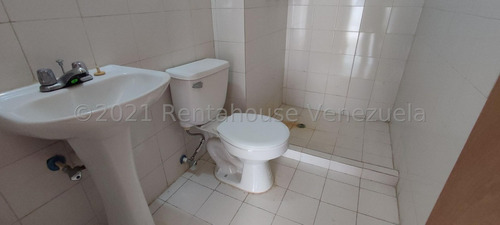 Imagen 7 de 9 de Hermoso Apartamento Ubicado En Zona Tranquila Y Segura Mls #22-8038