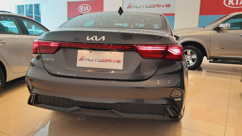 Imagen 16 de 25 de Kia Cerato Sx 2.0 At Entrega Inmediata