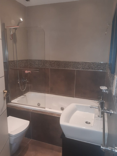 Casa De 4 Ambientes Y 2 Baños