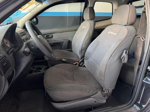 Fiat Strada 1.8 16v Adventure Cab. Dupla Flex 2p