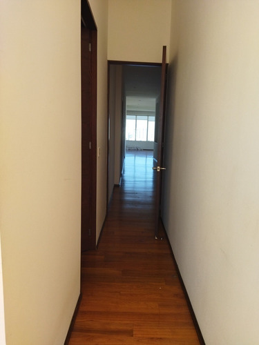 Imagen 4 de 30 de Penthouse En Renta Av De Los Poetas $59,000
