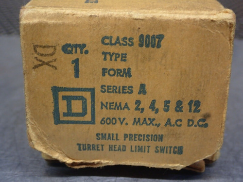 Square D 9007-b54d Ser A Limit Switch 600v Ac/dc New Old Zza