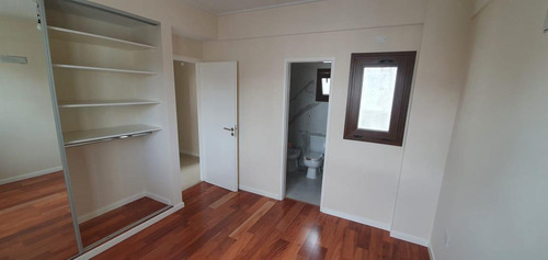 Imagen 9 de 17 de Departamento - La Plata