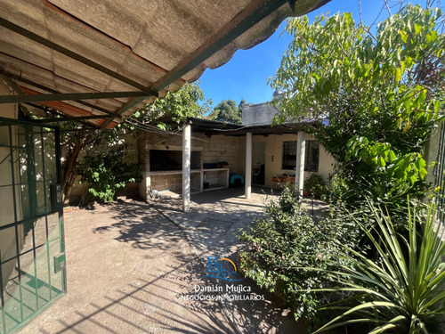 Venta Casa 2 Dormitorios Sayago Con Cochera + Terreno Arbolado