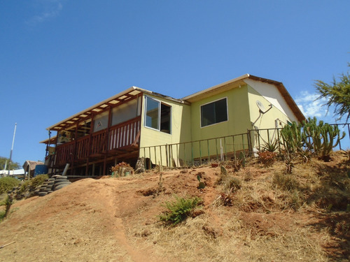Parcela Con 124 M2 Construidos Y 5.000 M2 De Terreno.
