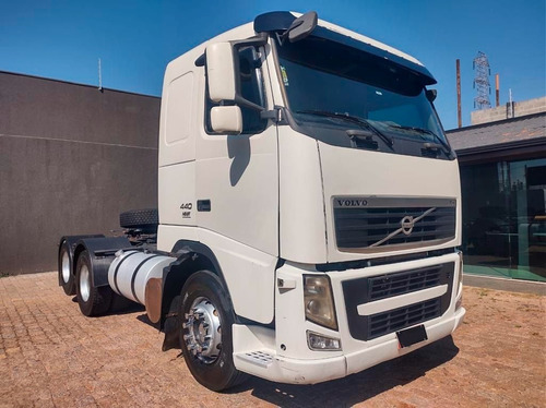 Imagem 3 de 15 de Volvo Fh 440 - 6x2 - 2011 -teto Baixo/ishift/ Ar Condiciona