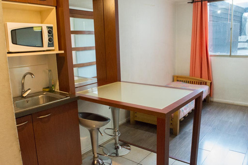 Arriendo Depto Amoblado 1 Habitación - Huérfanos (5066)