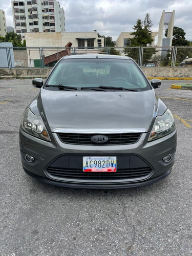 Imagen 3 de 10 de Ford Focus Sincrónico