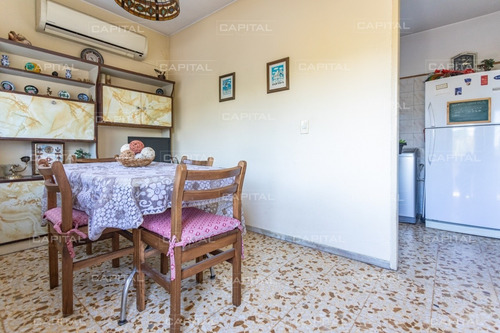Muy Linda Casa De 4 Dormitorios En Unión-ref:30921